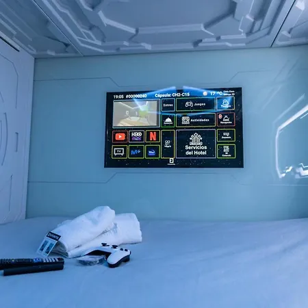 Futurotel Malagueta 胶囊旅馆 3*