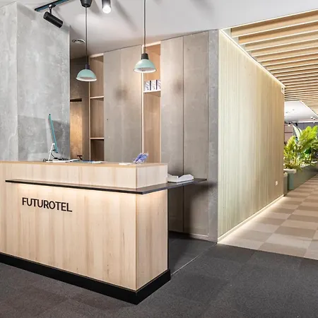 Futurotel Malagueta 胶囊旅馆 3*