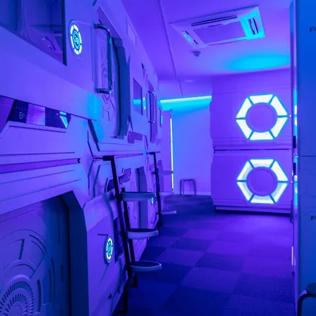 Futurotel Malagueta 胶囊旅馆 马拉加