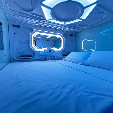 胶囊旅馆 Futurotel Malagueta